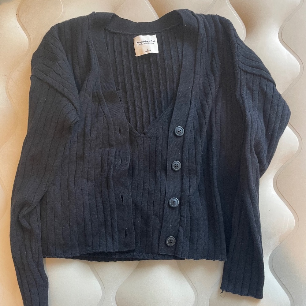 Abercrombie and Fitch black knit set tank top with cardigan